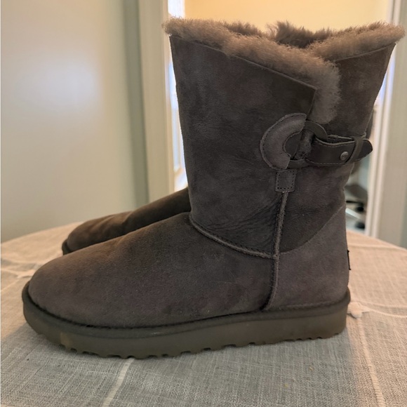 UGG Nash Buckle Grey Boots Size 9 - Picture 2 of 6